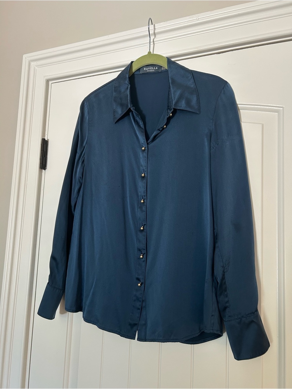 Ravella Milano Silk Blouse in Midnight Navy Small - Picture 4 of 10